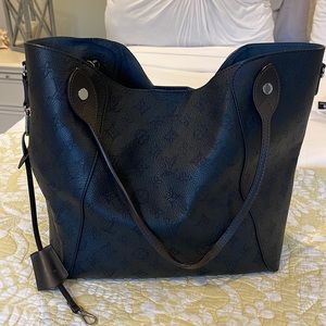 Louis Vuitton black Classic Tote NEVERFULL